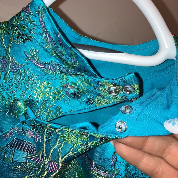 Gorgeous qipao - Picture 4 of 10